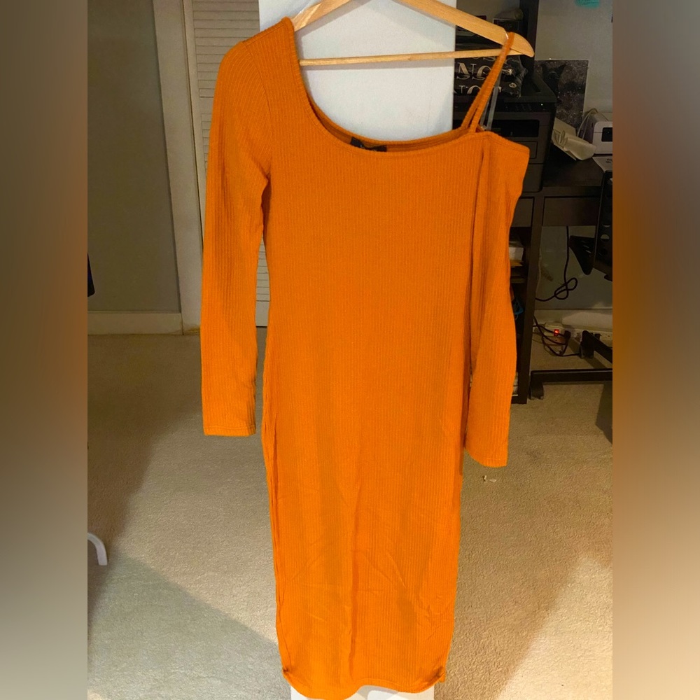 Half Shoulder MIDI Dress